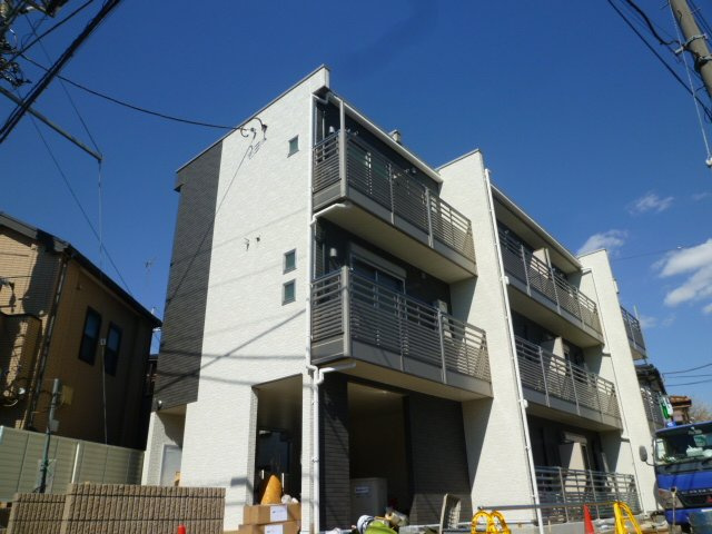 クレイノともすの外観