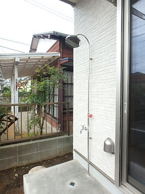 屋外シャワー