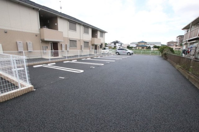 敷地内駐車場（空車確認要）