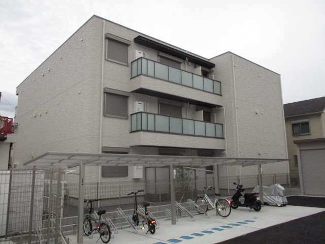 シャーメゾン五位堂の外観