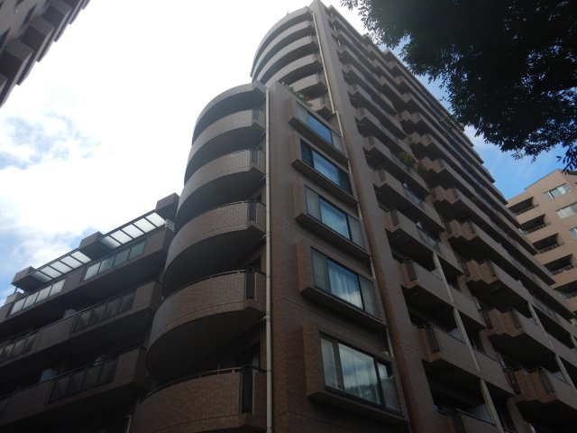 朝日マンション白金通りの外観