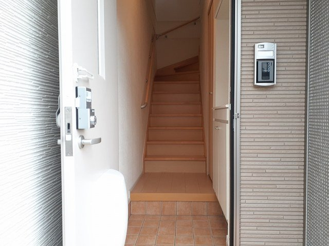 サンパティークいしぜの玄関