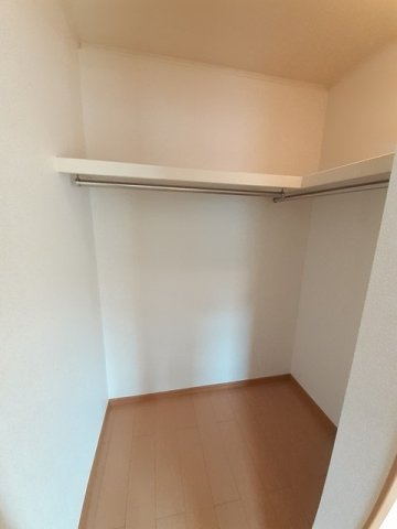 サンガーデンＤの収納