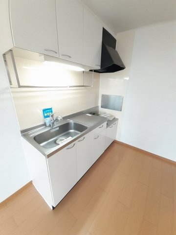 ソレイユⅢのキッチン