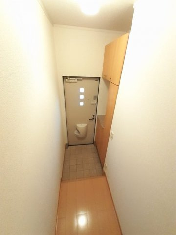 ソレイユⅢの玄関