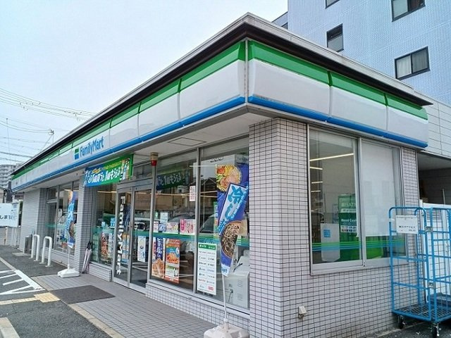 リバーコート浅香の周辺|ファミリーマート様まで270m