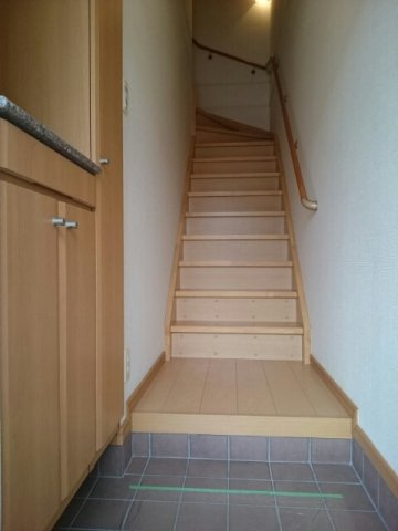 ハピネス　Ｄの玄関