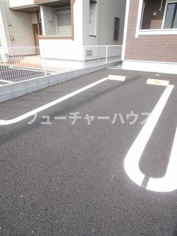 プレーヌ　Ａの駐車場