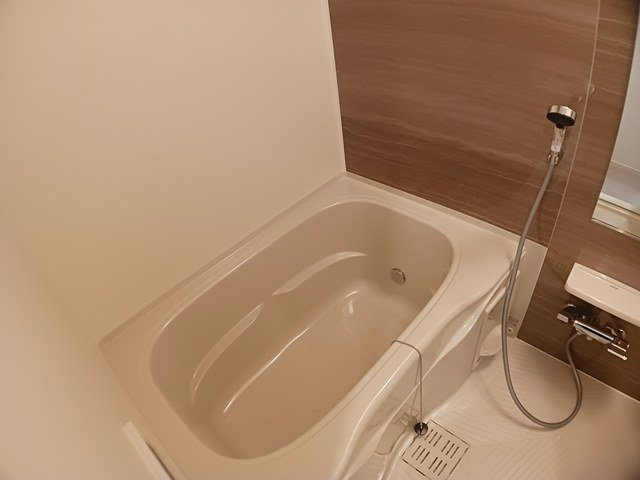 プラーム上田Ⅰの浴室