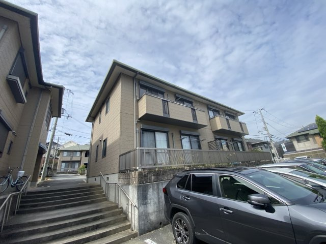 シャーメゾンさくら坂Fの外観