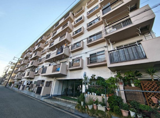 【外観】 | リバーサイド新淀ハイツ | 【リバーサイド新淀ハイツ】地上８階建　総戸数４７戸　ご紹介のお部屋は２階部分です♪お好きなリフォームを楽しんでここから新しい生活を始まませんか？