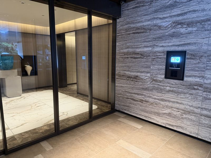 グランドメゾン福岡TheCentralLuxeのエントランス