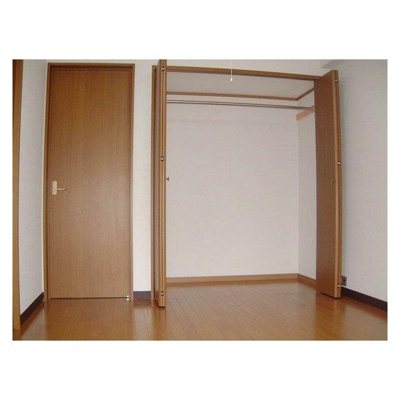 【収納】 | 正興鶴瀬駅前マンション | 便利な収納スペースです