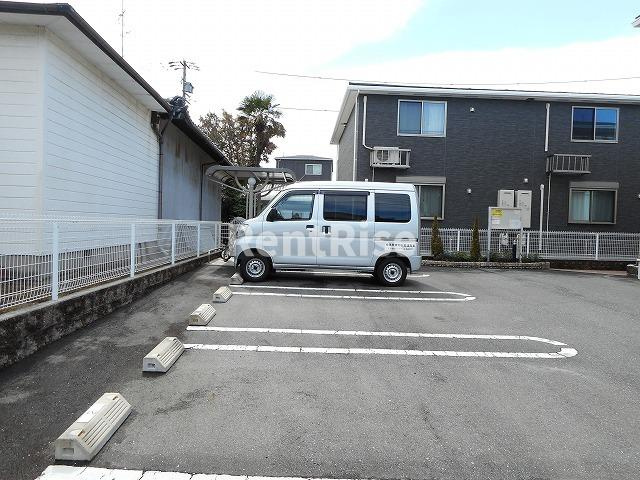 サニーメゾンの駐車場|駐車場