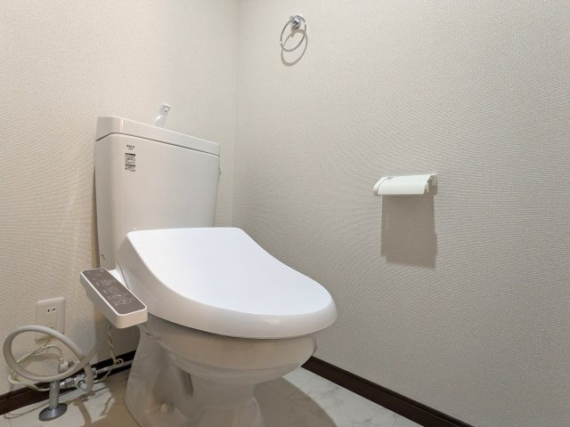 スタートライズのトイレ|ゆったりとした空間のトイレです