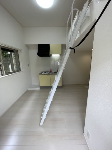 スクウェア二俣川の寝室|落ち着いた色調の寝室です