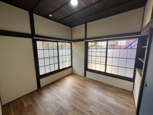 フラット追浜の洋室|コンパクトで使いやすい洋室です