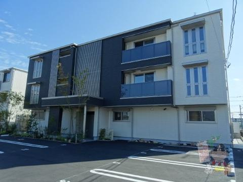 クレストヴェールⅦの外観
