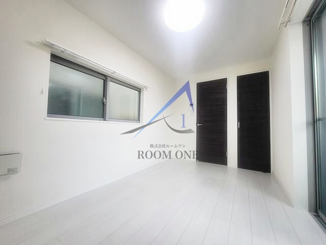アーベインテラス千住緑町Ｂ棟の居間・リビング|洋室のお部屋です。