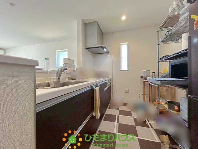 加須市諏訪１丁目　中古一戸建てのキッチン