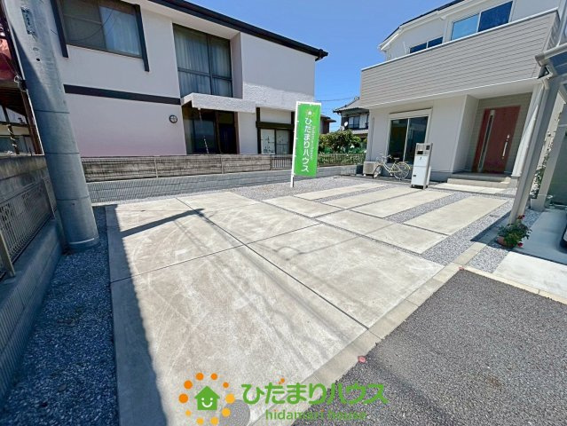 加須市諏訪１丁目　中古一戸建ての駐車場