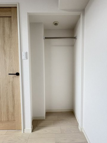 サンライフ小倉原町の洋室|洋室2　ライフスタイルに合わせて自由に使える洋室です。