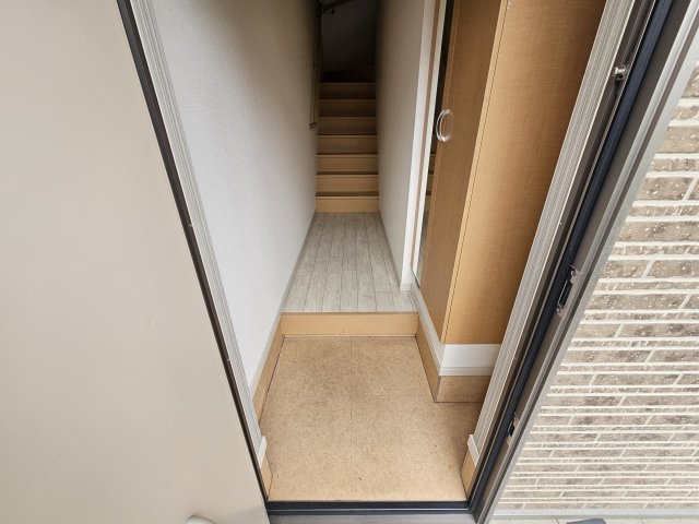 リュクス西明石Ⅱの玄関