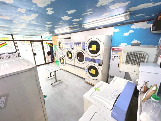 ひろば一本木の内装