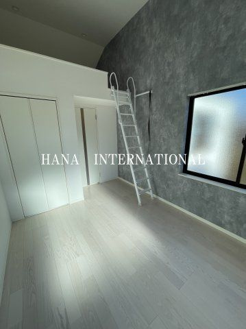 アザーレ・キュリオス国立の内装|反転タイプの参考写真