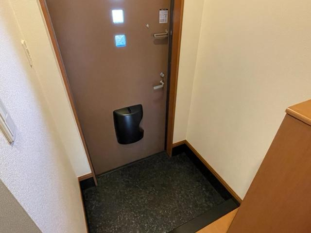 ウィステリア・リッシュの玄関|玄関