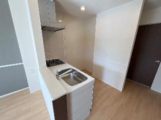 仮）江南市前飛保町　新築アパートのキッチン|カウンターキッチン（イメージ）