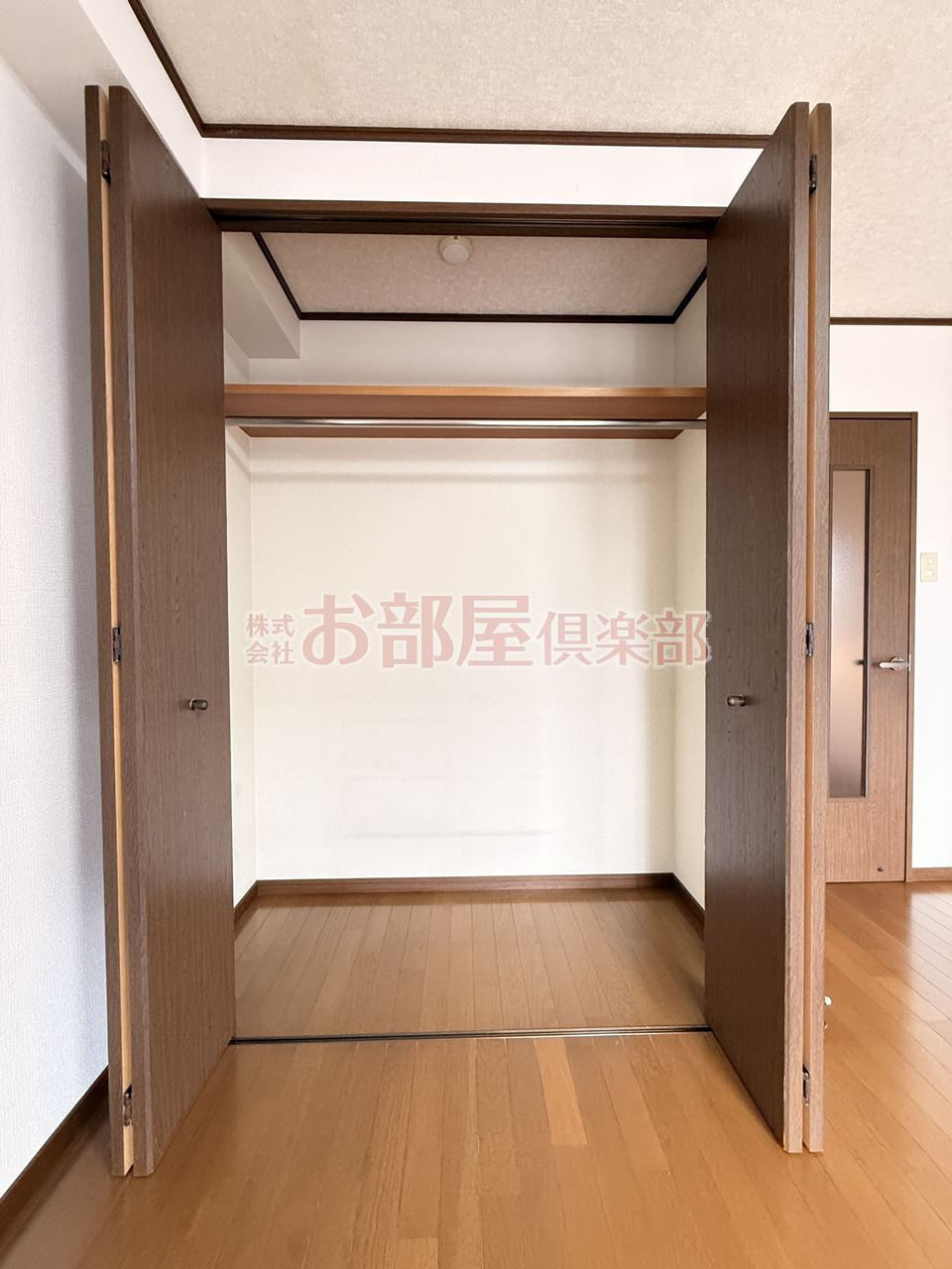 グリーン花水木Ⅱの収納|こまごまとしたものを収納できそうですね