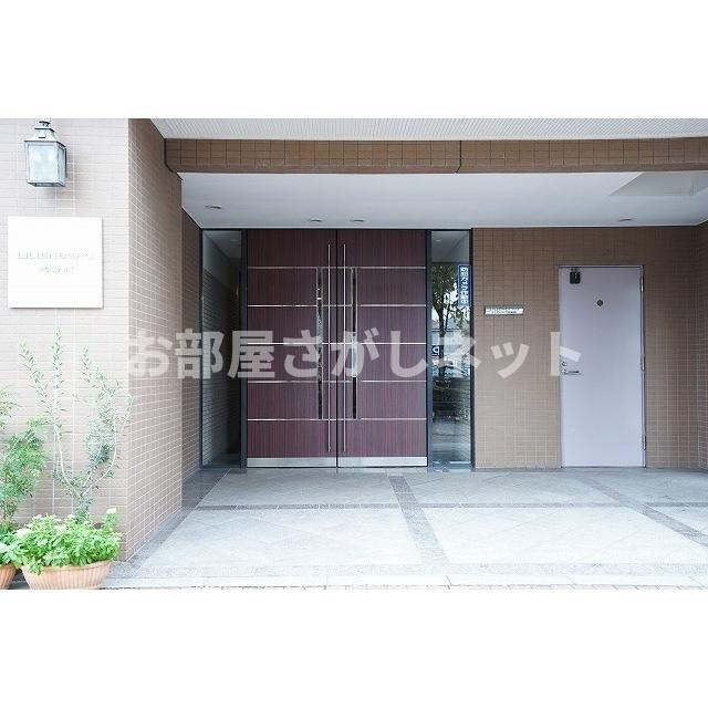 リリエンベルグ弐番館のエントランス