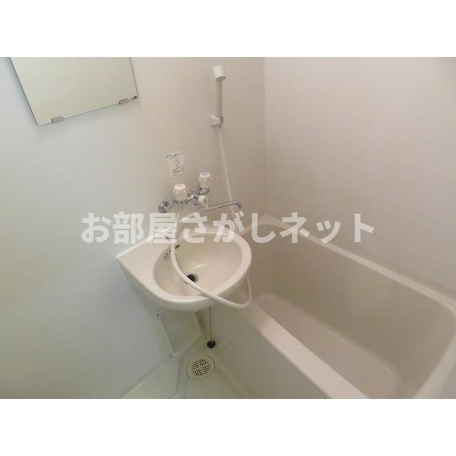 リリエンベルグ弐番館の浴室|バス
