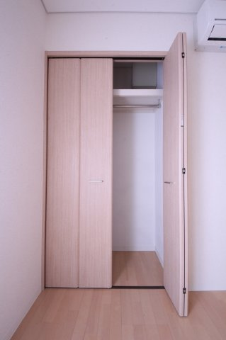 コートリジエールの収納|小物を収納するのに便利です