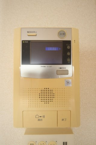 コートリジエールのセキュリティ|カメラ付インターホンです