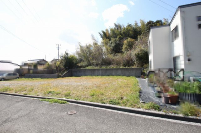 香美市土佐山田町植　新築戸建　⑭の外観|土地面積　164.39㎡（約49.72坪）　建物面積　104.88㎡（約31.72坪）