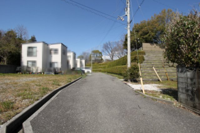 香美市土佐山田町植　新築戸建　⑭の前面道路含む現地写真|東側　公道　4.8ｍ　接面　7.2ｍ