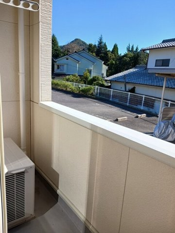 α　ＩＣＨＩＳＡＫＯ　Ｃのバルコニー|暖かな日差しのふりそそぐバルコニー