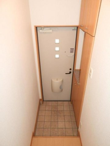 ボニートＫ　Ⅲの玄関|きれいな玄関です