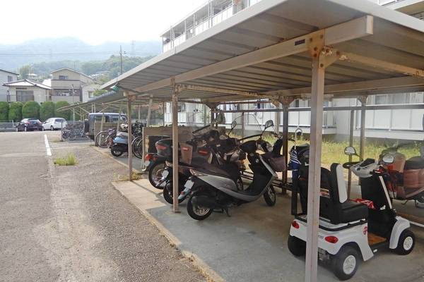 ビレッジハウス中野1号棟のその他