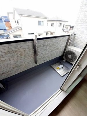 【バルコニー】 | マカニカイ江井島 | お洗濯にも便利なバルコニー付き