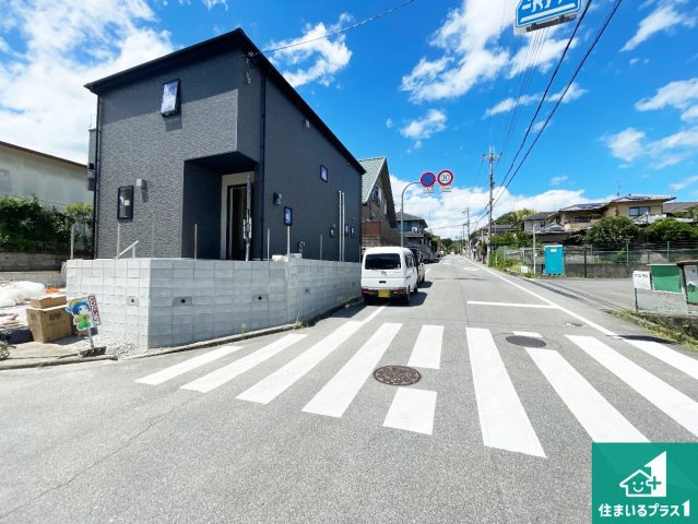 南河内郡千早赤阪村小吹　第1期　新築一戸建ての前面道路含む現地写真|周辺は落ち着いた街並みの住宅地！子育てがしやすい住環境です！まだ未完成ですが、現地でしかわからない事もございます。是非一度ご覧ください。