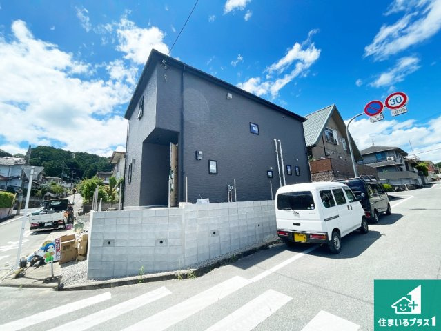 南河内郡千早赤阪村小吹　第1期　新築一戸建ての外観|現在の進捗状況です！順調に作業進行中、完成が待ち遠しいです！詳細の間取り等、お気軽にお問い合わせください！