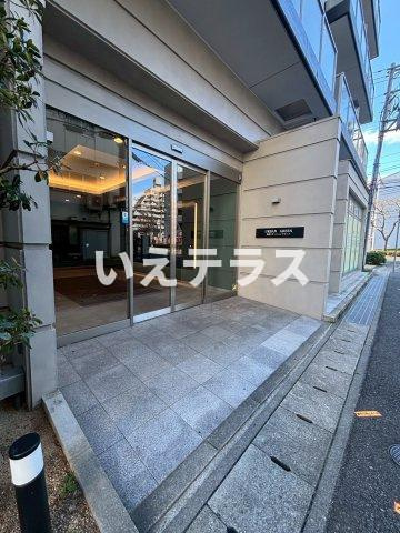 アーバングリーン兵庫ステーションフロントの駐車場