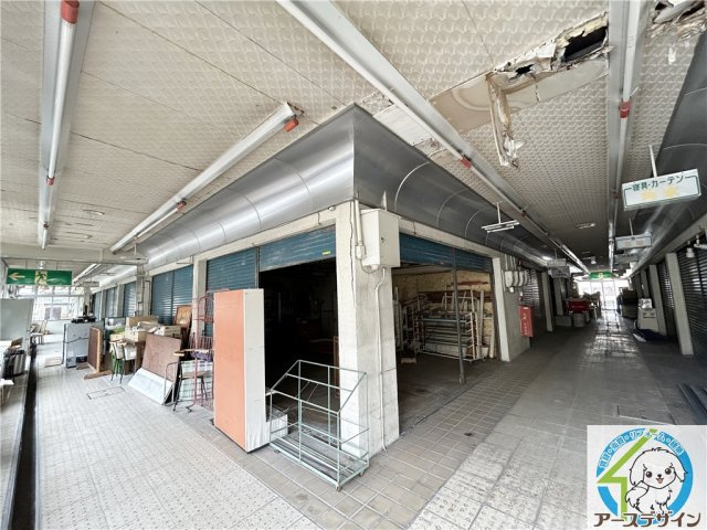 川西ショップの外観