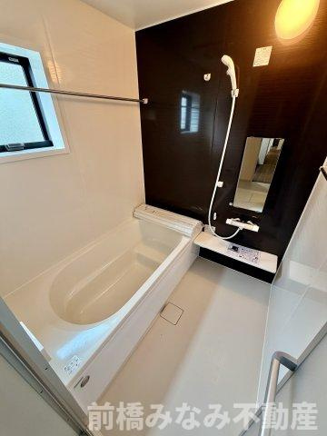 【新築】前橋市樋越町第4　３号棟(全６棟)　リーブルガーデン　新築建売分譲の浴室|落ち着いた空間のお風呂です