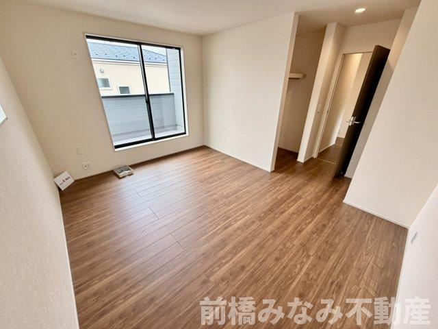 【新築】前橋市樋越町第4　３号棟(全６棟)　リーブルガーデン　新築建売分譲の洋室|コンパクトで使いやすい洋室です