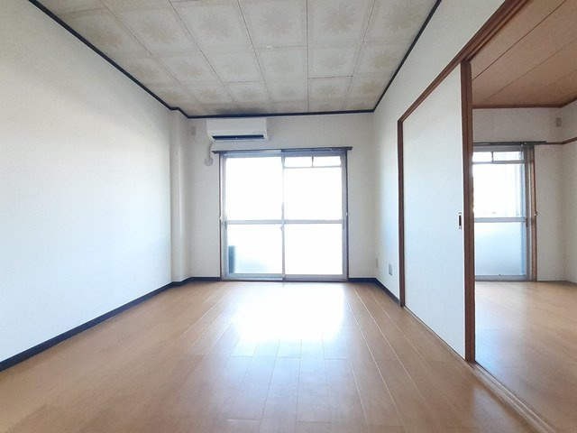 【内装】 | コーポ蘭 | 過ごしやすい室内です