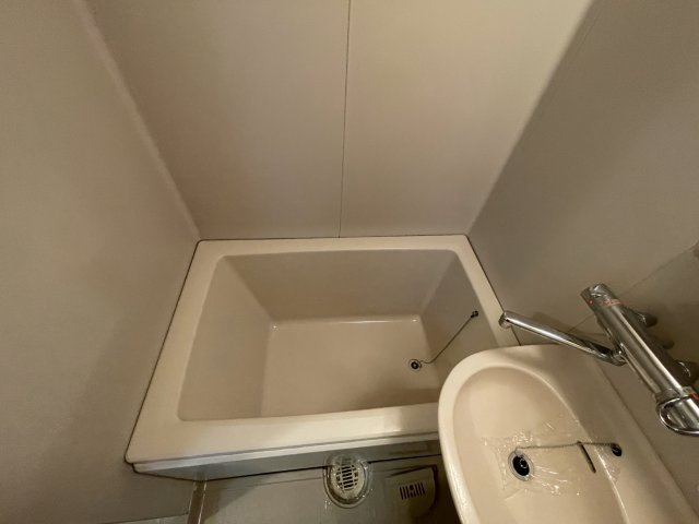 サニーハイツMAの浴室|別部屋同一間取りのお写真となります。